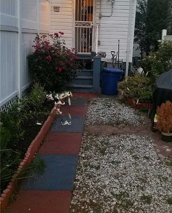 1st image of 1760A E 48th St