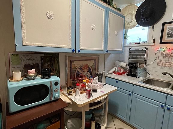 4th image of 4316 Baronne St #J