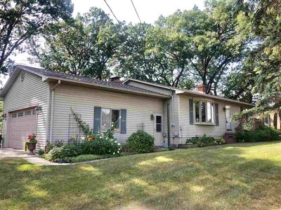 2314 S Huron Rd, Kawkawlin, MI, 48631