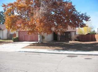 37527 Robin Ln, Palmdale, CA 93550