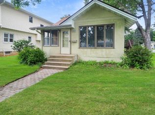 1804 Eustis St, Lauderdale, MN 55113