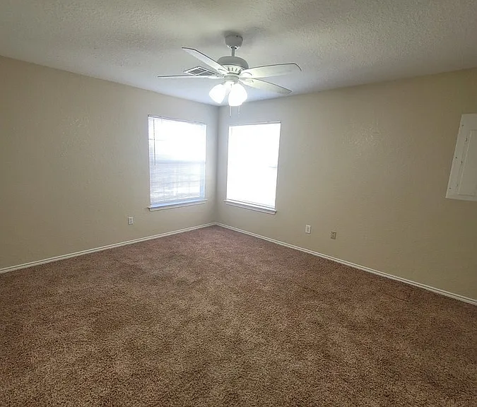3500 Brittany Ct — Photo 6