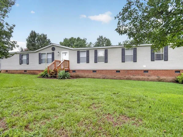 174 Dr Finch Rd, Henderson, NC 27537