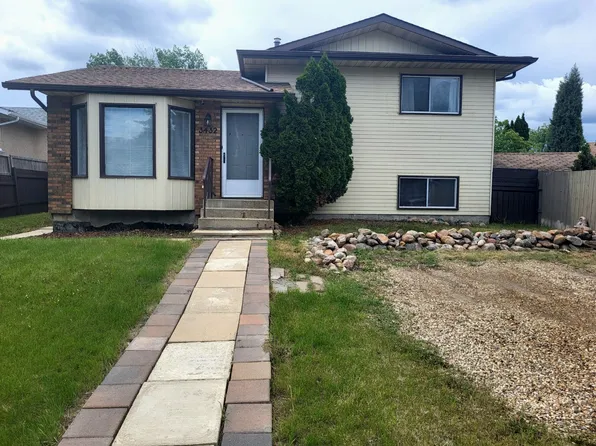 3432 42nd St NW, Edmonton, AB T6L 5A1