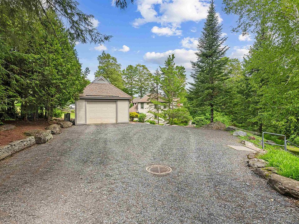 1st image of 982 Brook Road #4