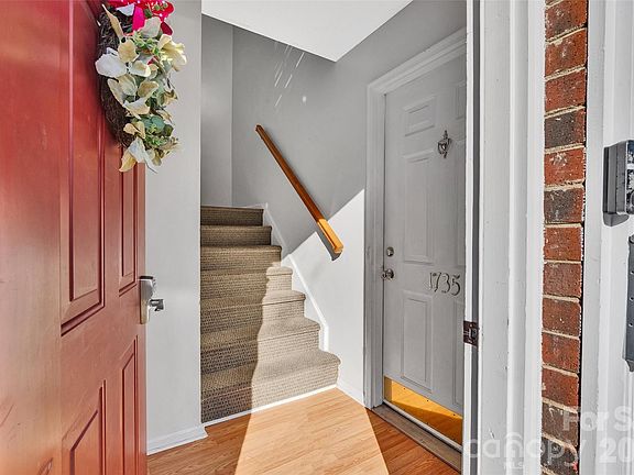 2nd image of 1741 Robinwood Rd