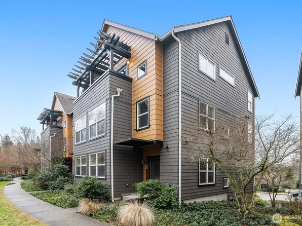 10398 157th Place NE #101, Redmond, WA 98052