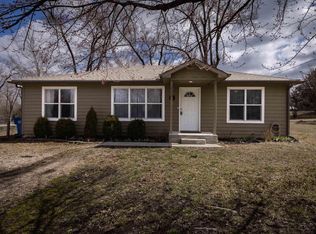 222 SE Baldwin Rd, Topeka, KS 66607