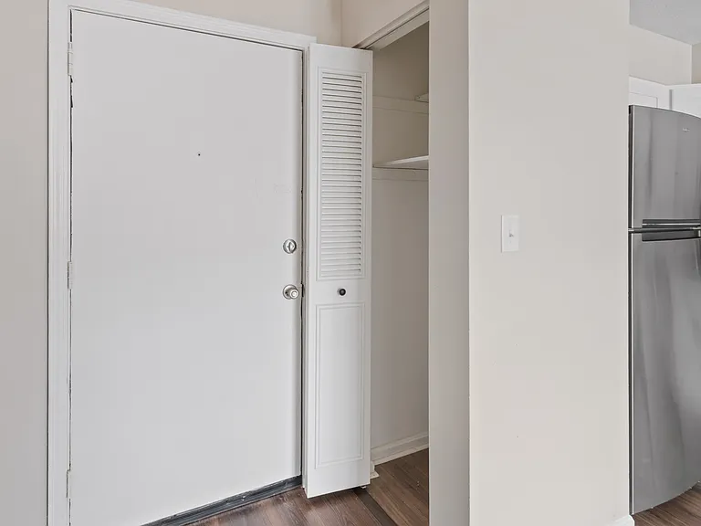 2601 Le Blanc Ct #10 — Photo 5