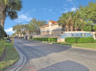 489 Las Cortes Ln APT 101, Orlando, FL 32824