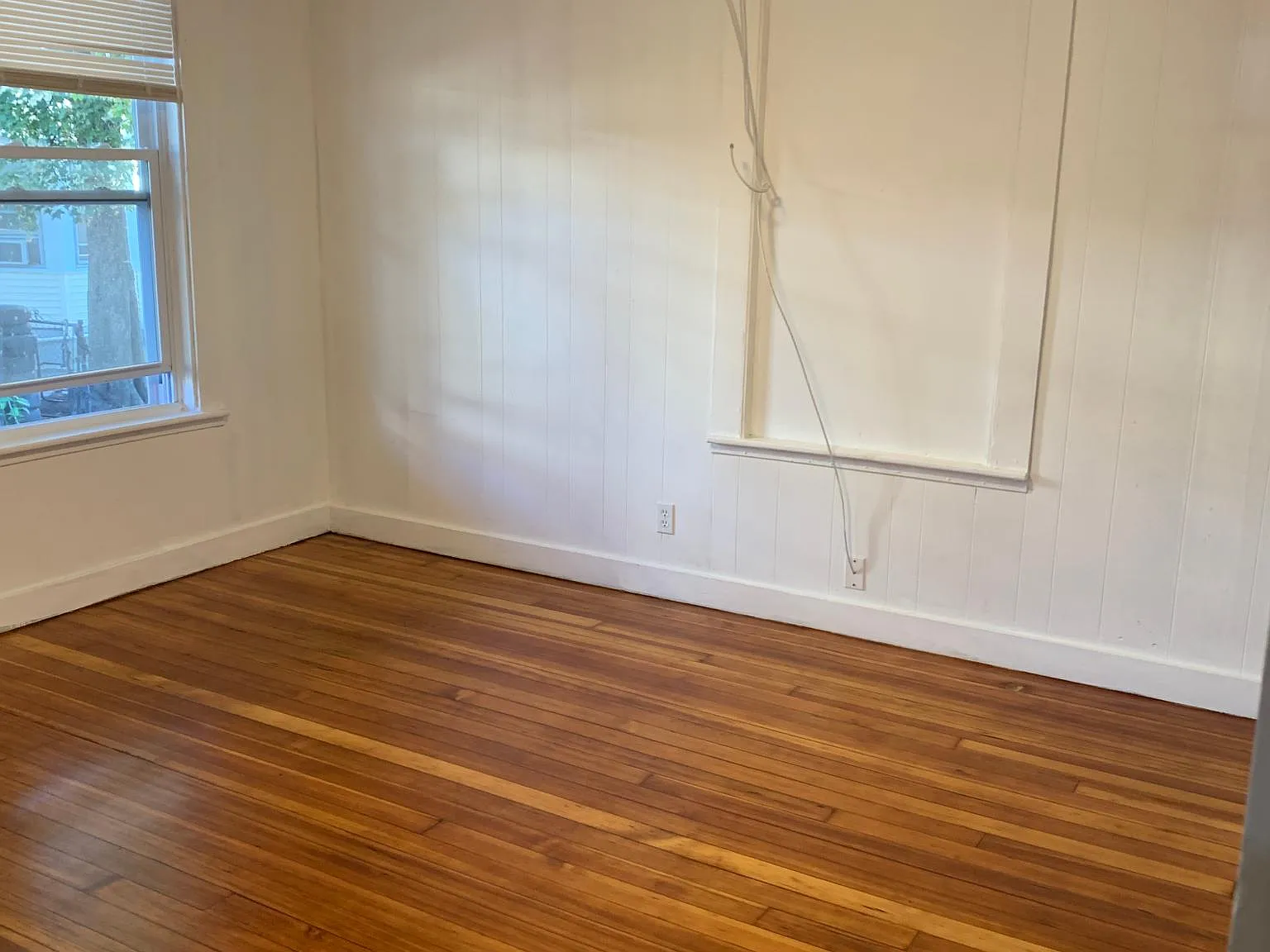 3 bed, 1000 sqft, $2,690 — Photo 4
