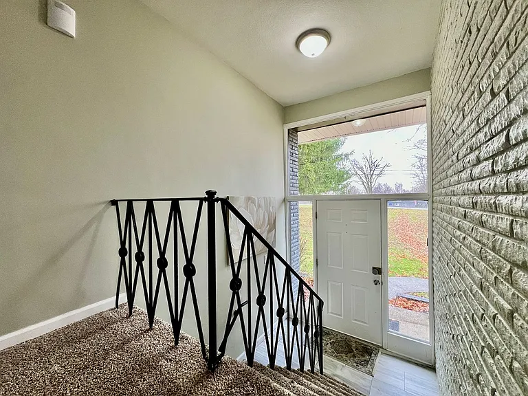 6268 Mullen Rd — Photo 18