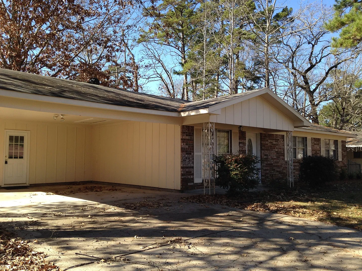 Lamber Park/Southern Hills — Photo 1