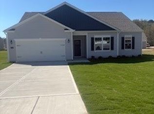 3045 Bayview Dr, Vass, NC 28394