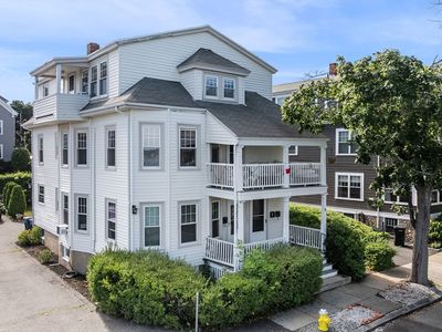 16 Glover St #3, Salem, MA, 01970