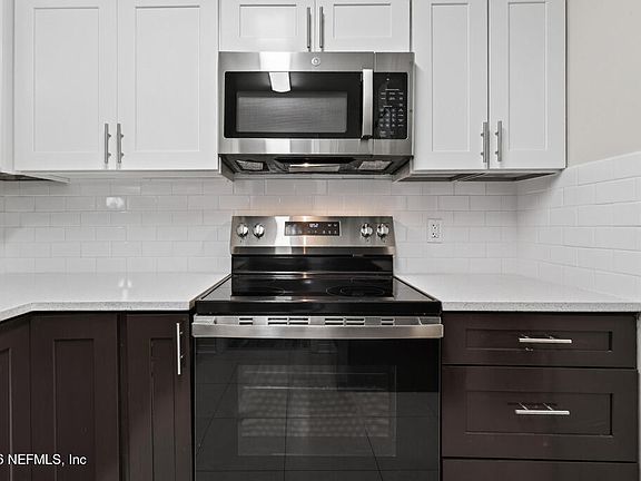 4th image of 1672 EL CAMINO Road #3