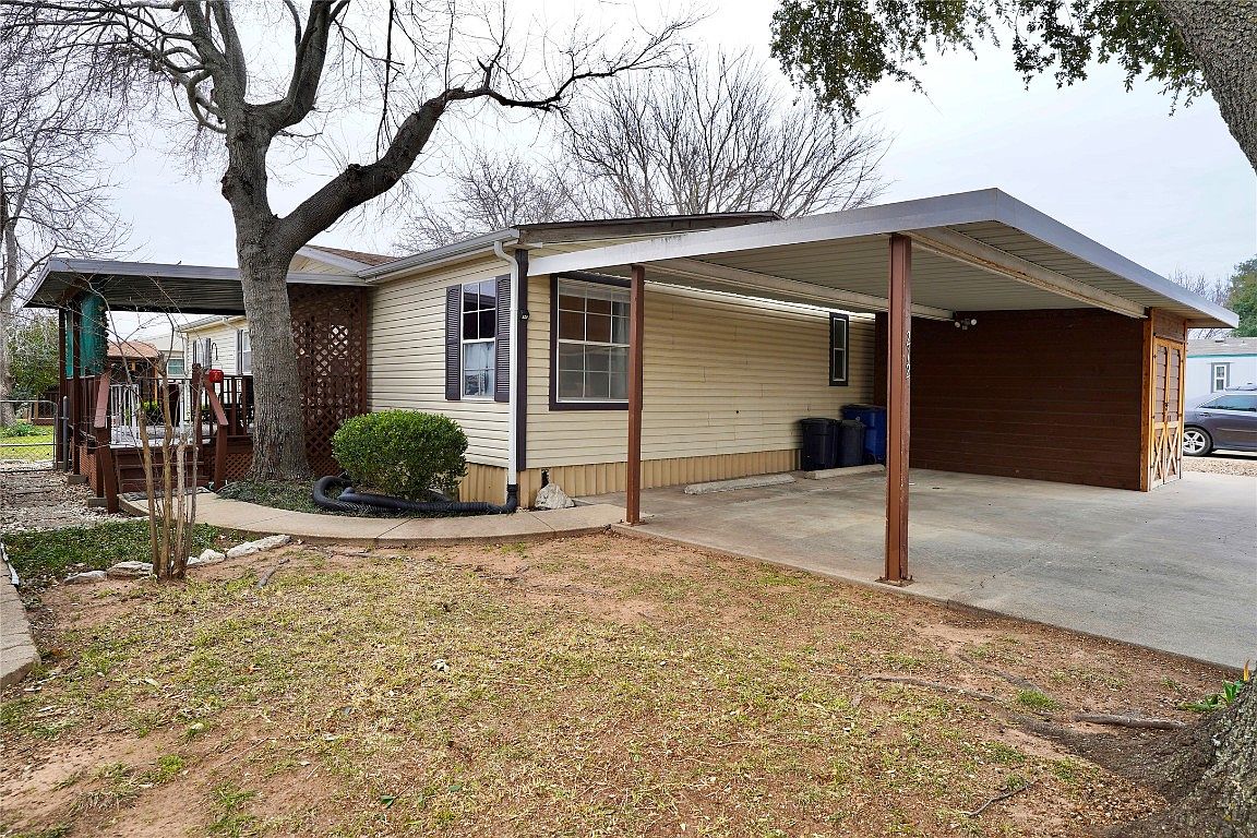 212 Brazos Harbor Dr, Granbury, TX 76048 MLS 20512469 Zillow