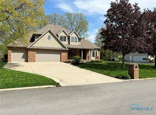 3129 Saddlebrook Dr, Findlay, OH 45840