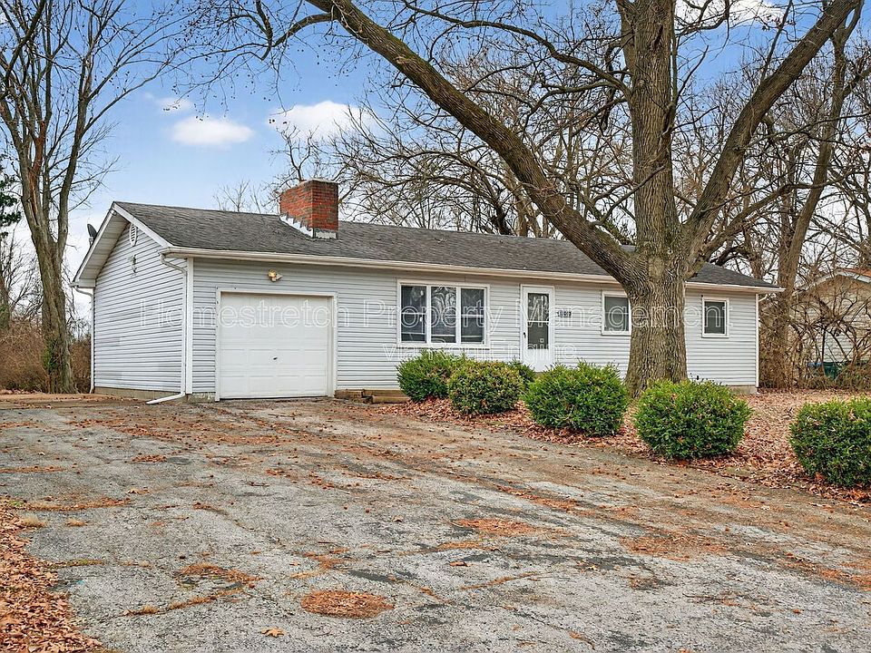 1st image of 12070 Garden Ln