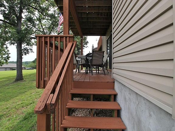 3rd image of 170 Keel Ln