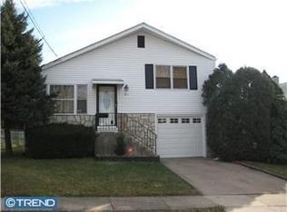911 Penn Ave, Glenside, PA 19038