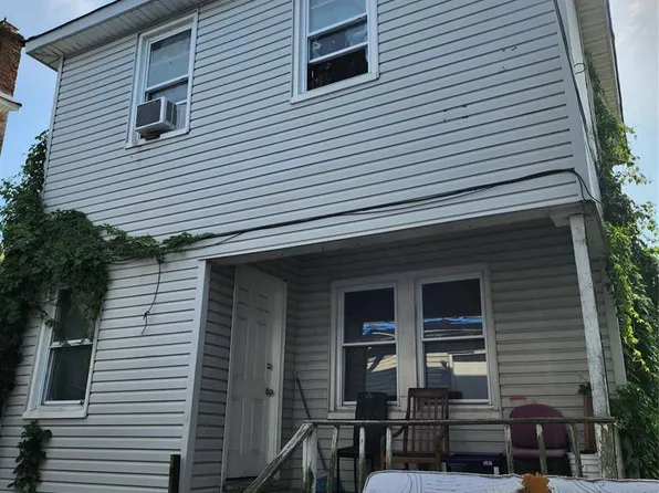 179 Beach 114th Street image 4 of 6