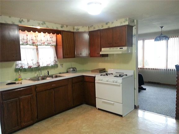 5th image of 183 Vern Ln