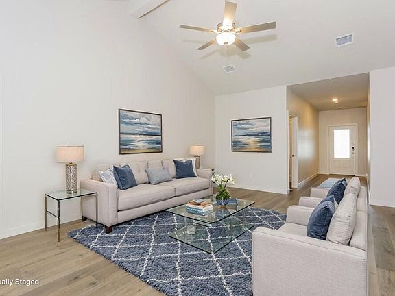 5th image of 1540 Woodwinds Dr