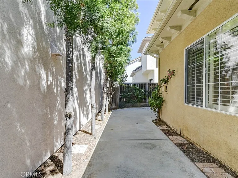175 Cherrybrook Ln — Photo 18