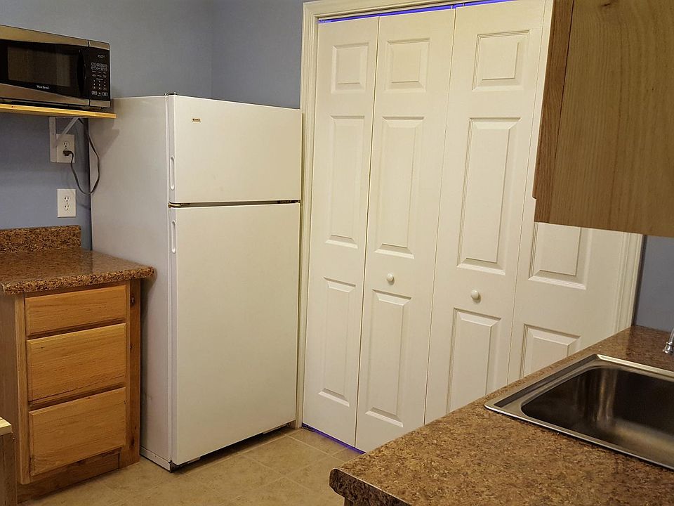 Microwave and refrigetator