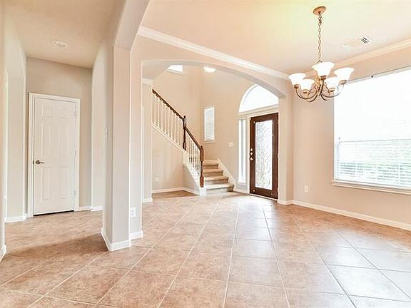 5th image of 9019 Kinnel Ln