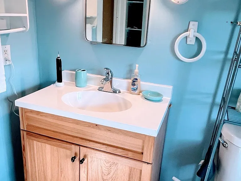 526 King George Ave SW #4 — Photo 20
