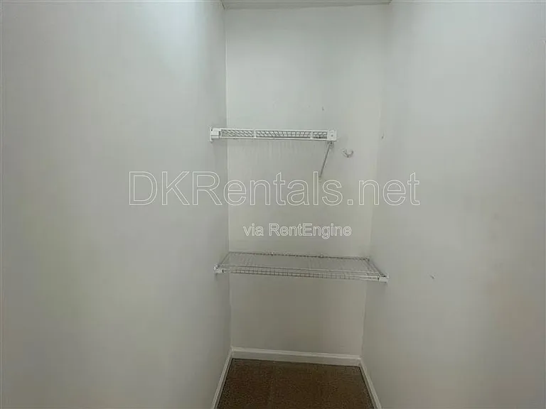 2930 Governors Ct — Photo 10