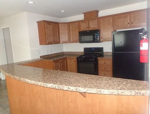 4th image of 38884 Cody Dr