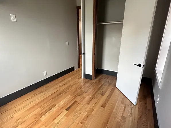 20-22 Reed Street image 4 of 7