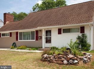 13 Thomas Rd, Glen Burnie, MD 21060