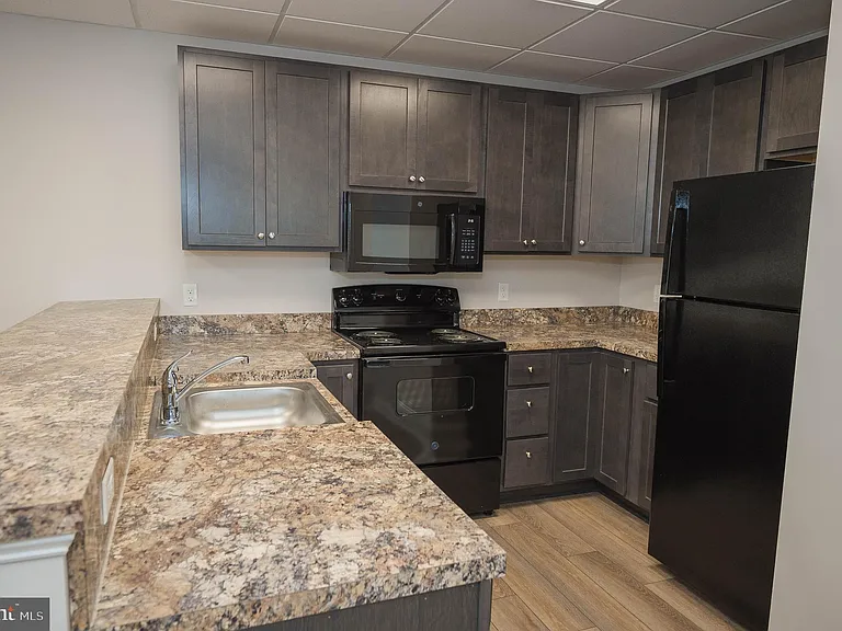 123 Bateman St #4-406C — Photo 19