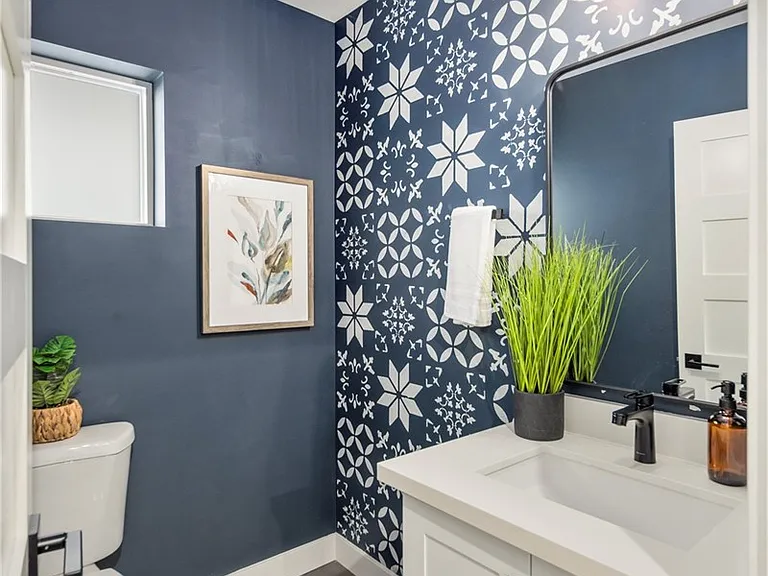 4018 Beach Dr SW — Photo 17