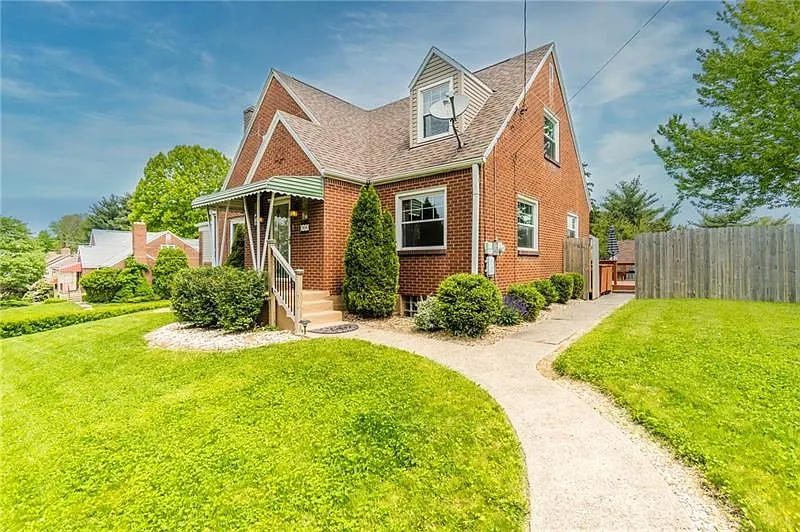 250 Elizabeth Ave photo 1