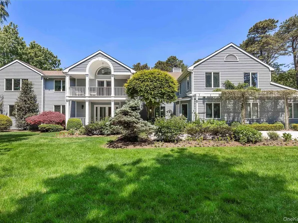 3 Acorn Path, Quogue, NY 11959