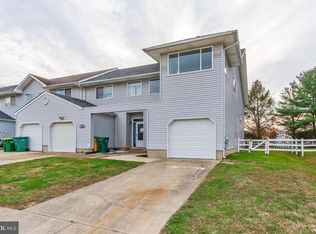 15 O Rourke Ct, Newark, DE 19702