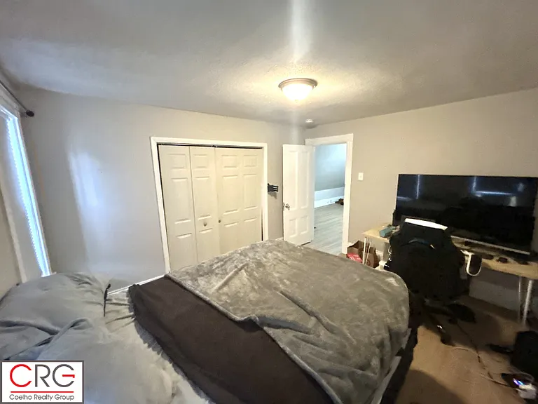 15 Hudson St #2 — Photo 24