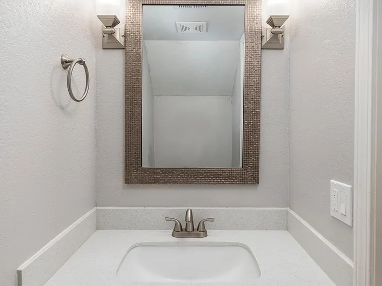 2386 Lava Dr — Photo 9