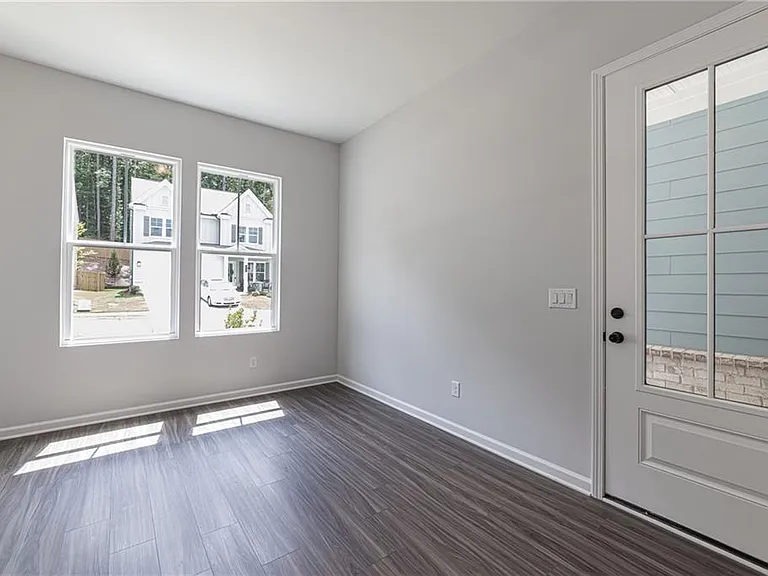 212 Birchwood Row — Photo 22