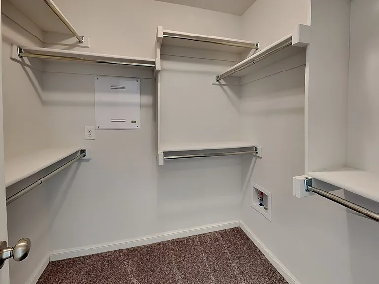 457 Compass Dr — Photo 14