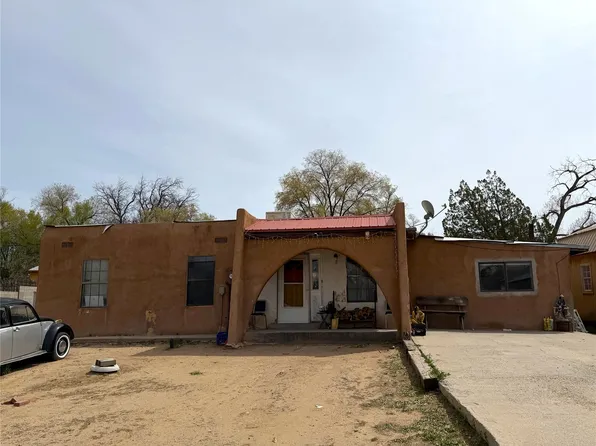 2 Platt Ct, Espanola, NM 87532