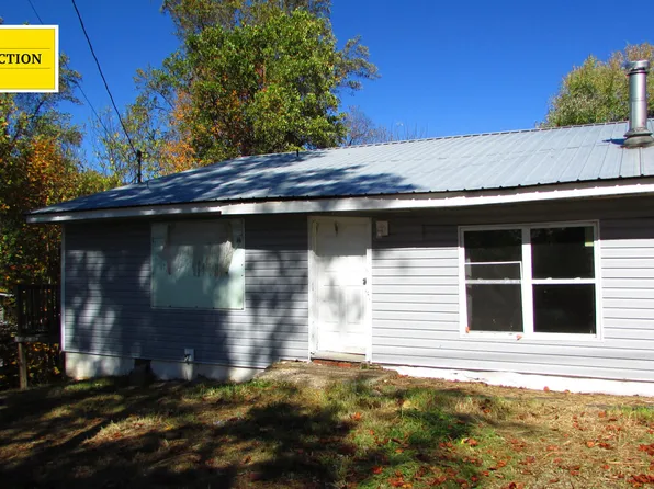 111 Rosewood Cir, Elizabethton, TN 37643