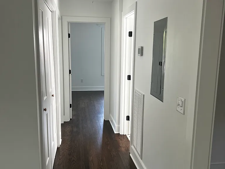 3422 Pleasant Valley Rd — Photo 22