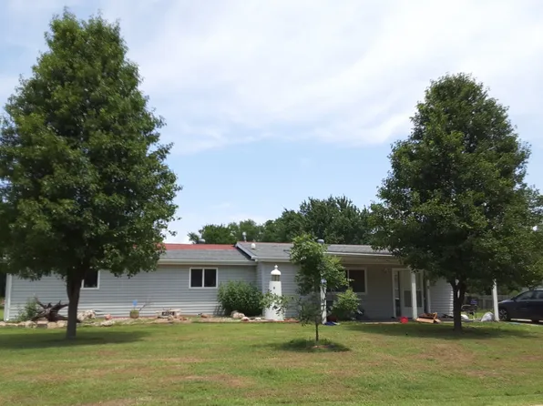 1318 W 51st St S, Wichita, KS 67217