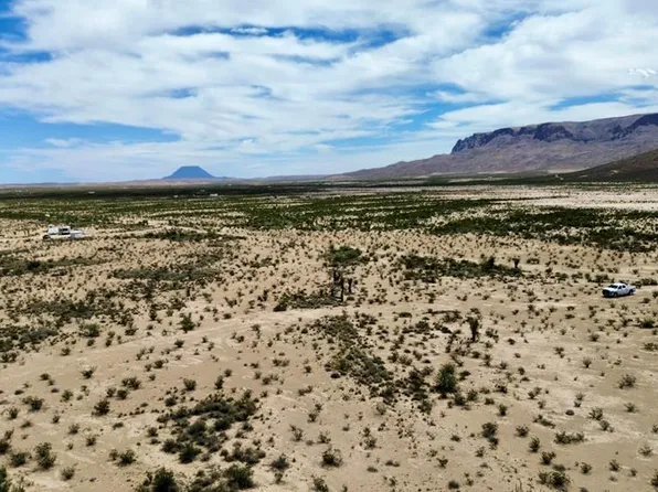 70 N Bad Bunny Run, Terlingua, TX 79852
